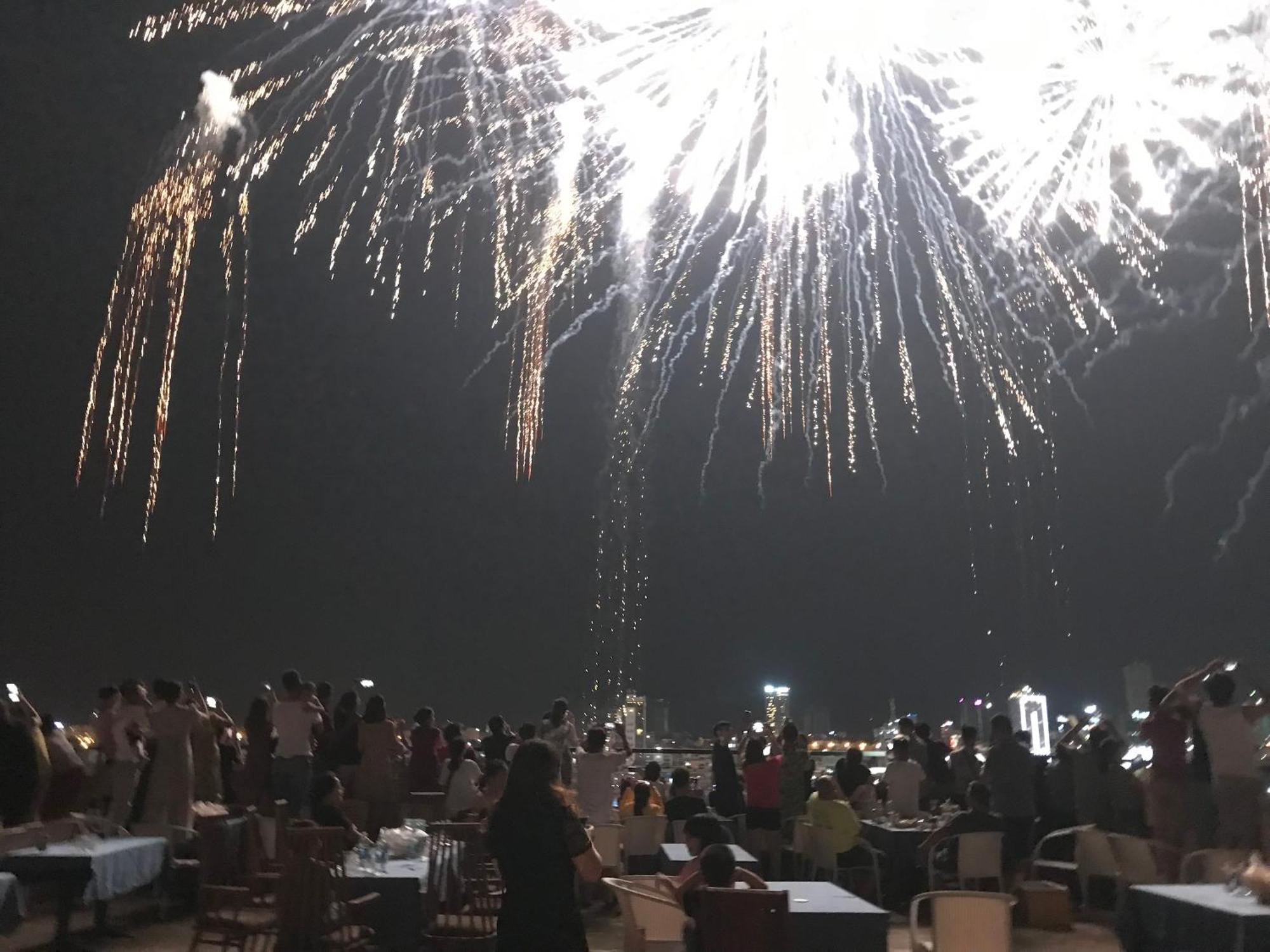 Kaka Hotel Han River Da Nang Esterno foto