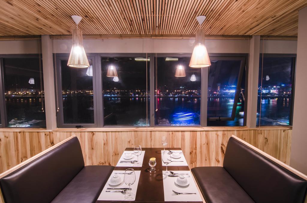 Kaka Hotel Han River Da Nang Esterno foto